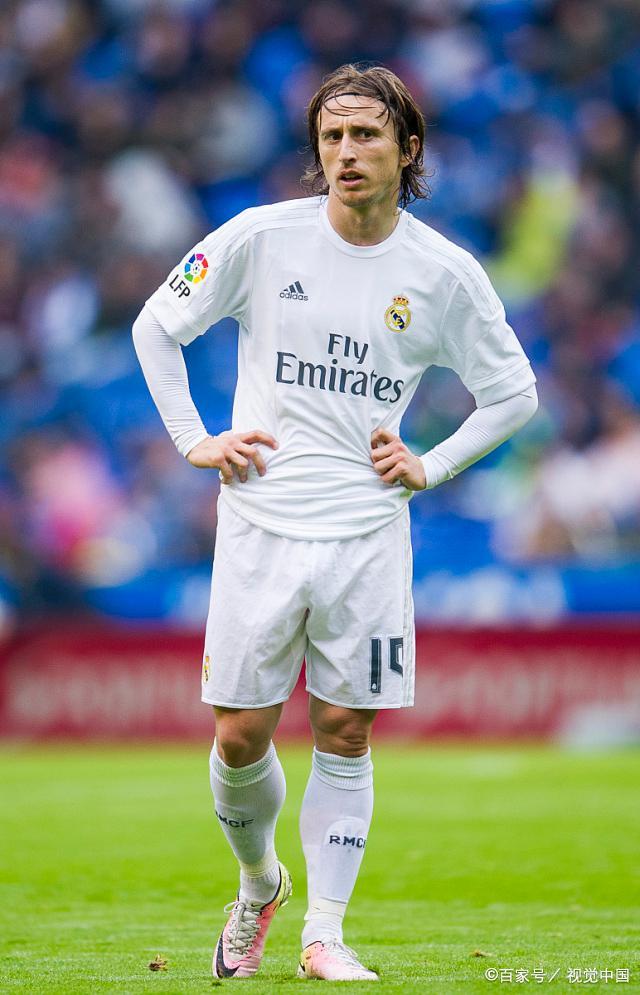 NBA杯战报：卡斯尔30分10板6助，马刺132-119击败湖人