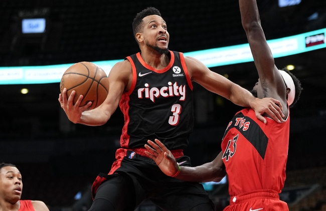 通过皮裤的 通过皮裤的